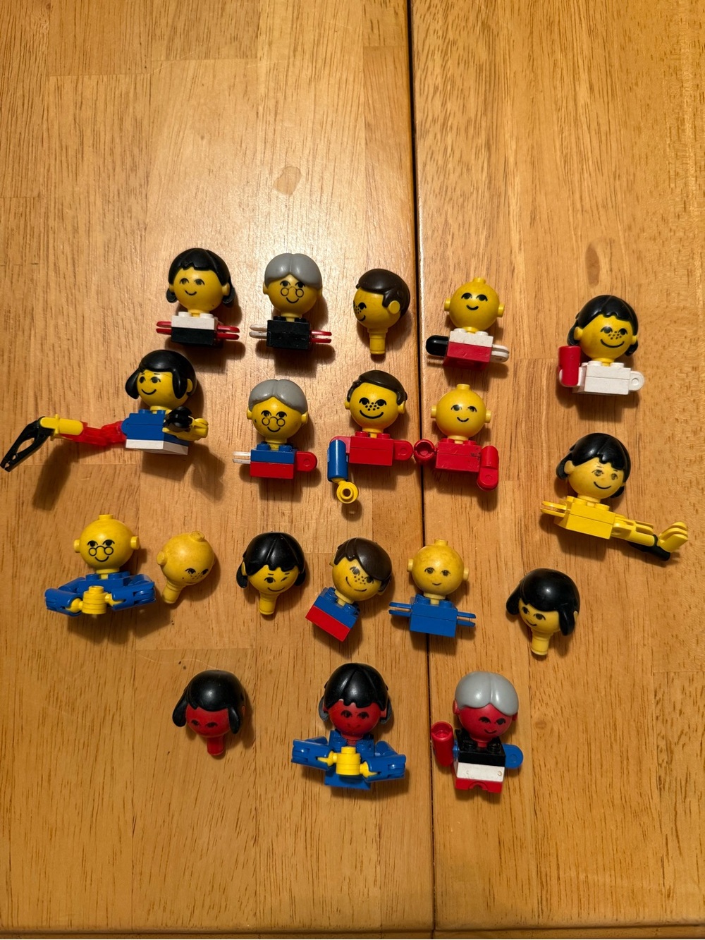 vintage LEGO DUPLO figures
Mixed Colors